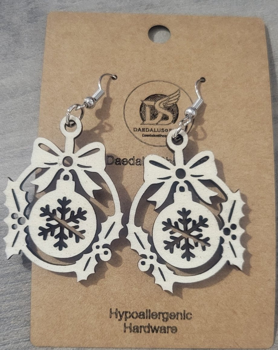 Wooden Christmas Wreath Earrings - 30mm x 39mm