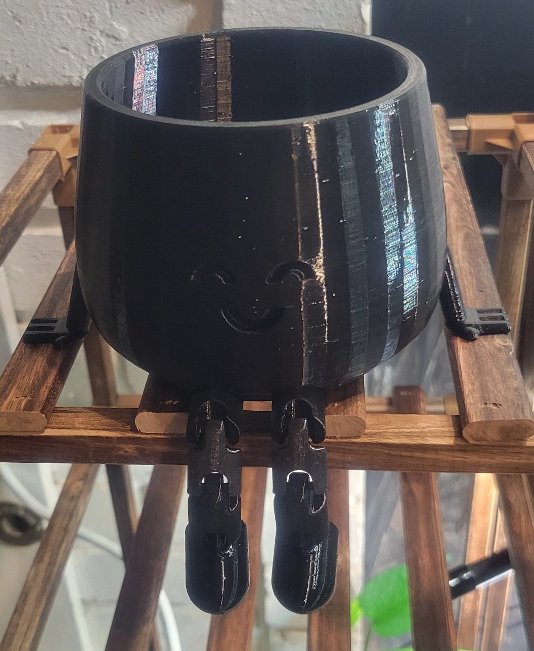 Happy Legs 3D Printed Pot